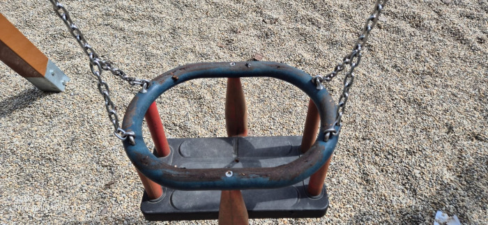 Megbotránkoztató eset a Csajda kerti játszótéren